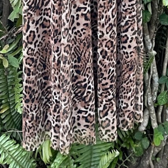 Chico’s Leopard Print Halter Dress (NWT) - Picture 6 of 6